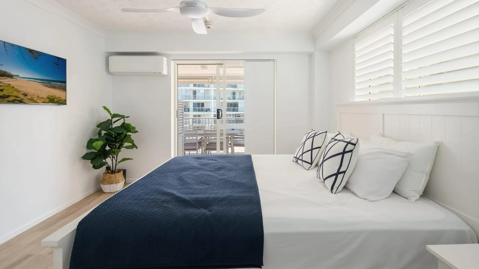 Beautiful Coastal Apartment With Epic Sea Views Caloundra 0*,  Australia