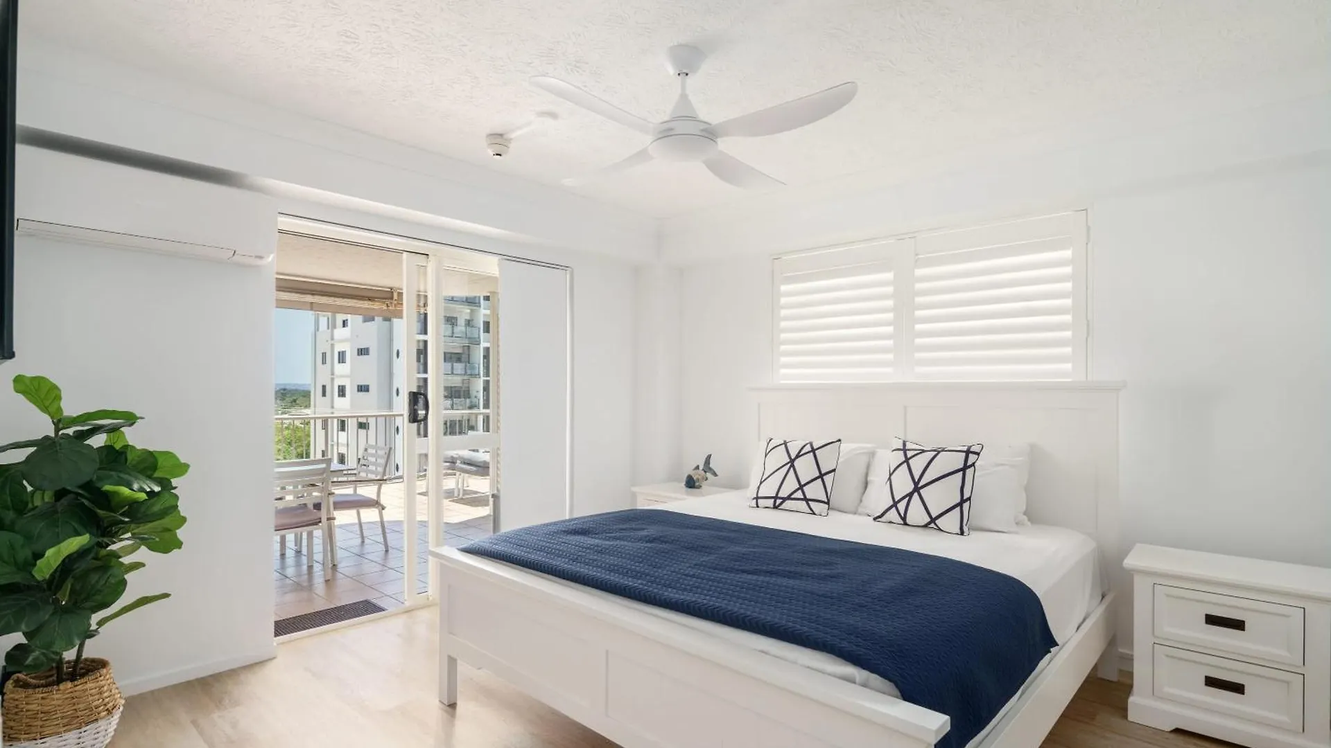 Beautiful Coastal Apartment With Epic Sea Views Caloundra Australia
